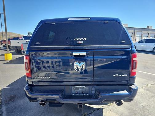 Patriot Blue Pearlcoat 2021 RAM 1500 Limited