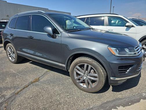 2016 Volkswagen Touareg TDI Lux