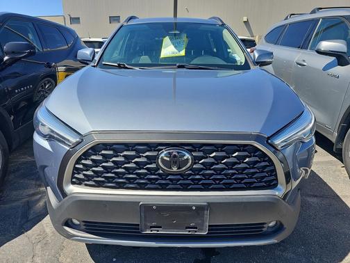 Celestite 2024 Toyota Corolla Cross XLE