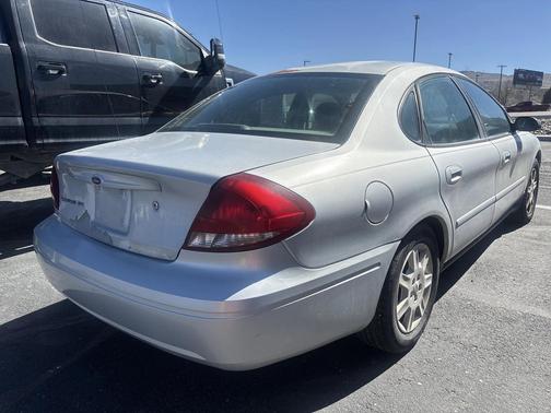 2007 Ford Taurus SE