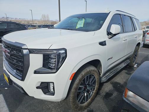 2024 GMC Yukon 4WD AT4