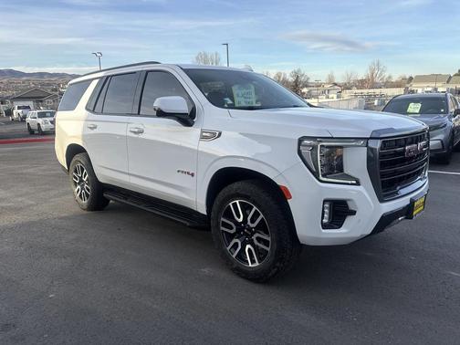 2024 GMC Yukon 4WD AT4