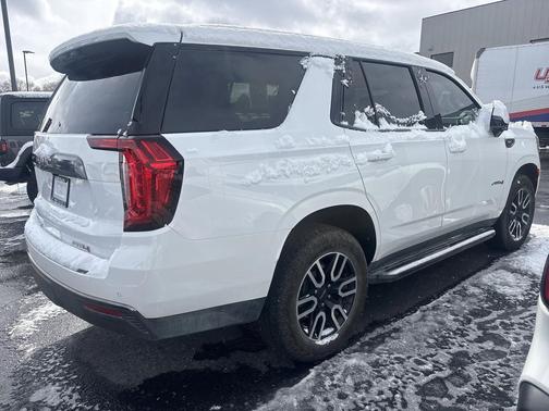 2024 GMC Yukon 4WD AT4