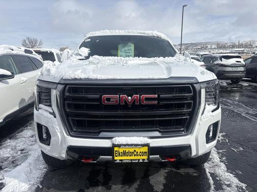 2024 GMC Yukon 4WD AT4