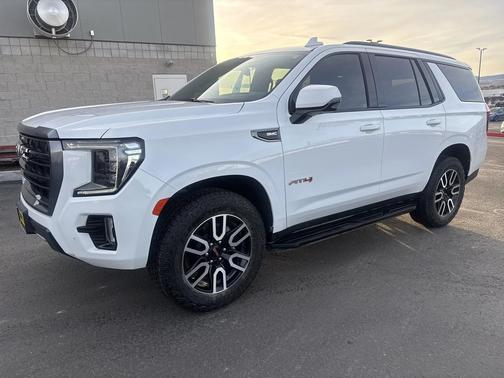 2024 GMC Yukon 4WD AT4