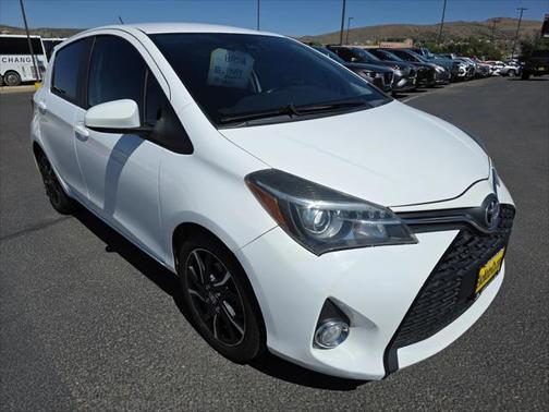 2017 Toyota Yaris SE