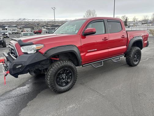 2020 Toyota Tacoma SR5