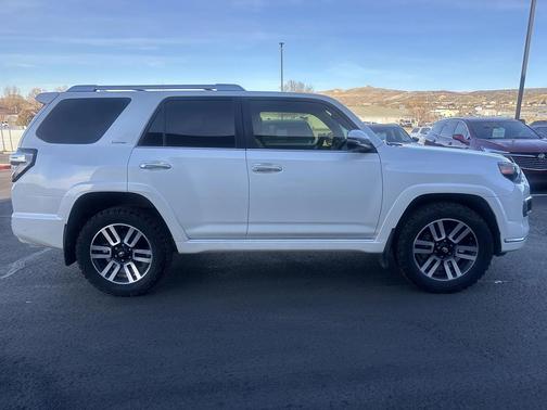 2020 Toyota 4Runner Limited