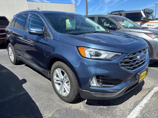 Blue Metallic 2019 Ford Edge SEL