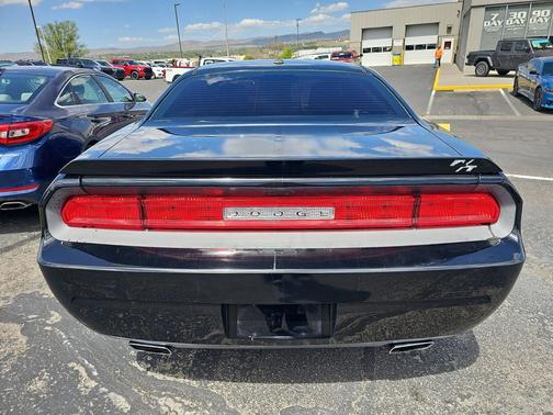 Black Clearcoat 2014 Dodge Challenger R/T