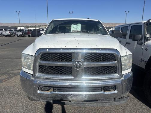 2018 RAM 2500 Tradesman Regular Cab 4x4 8' Box