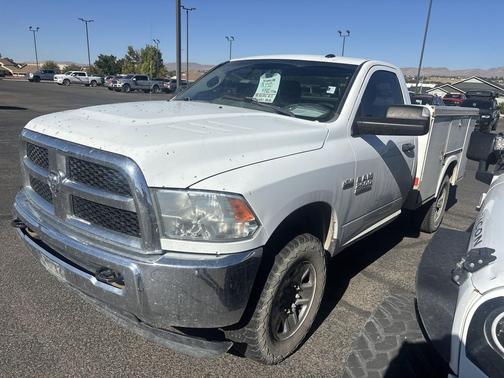 2018 RAM 2500 Tradesman Regular Cab 4x4 8' Box