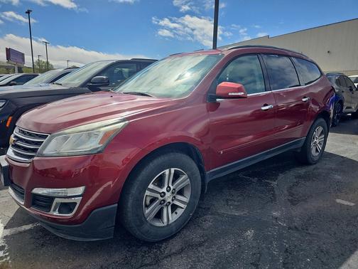 Siren Red Tintcoat 2017 Chevrolet Traverse 1LT