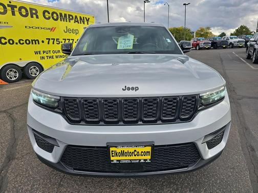 2024 Jeep Grand Cherokee Altitude