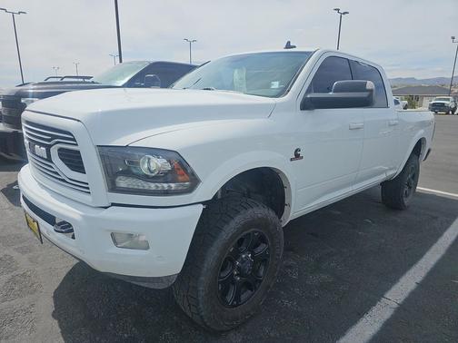 Bright White Clearcoat 2018 RAM 2500 Laramie Crew Cab 4x4 6'4' Box