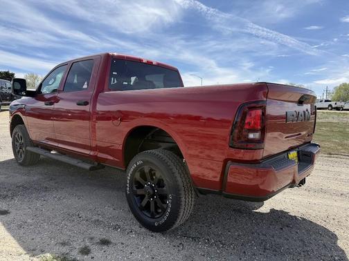 Molten Red Pearlcoat 2026 RAM 2500 Black Express Crew Cab 4x4 6'4' Box