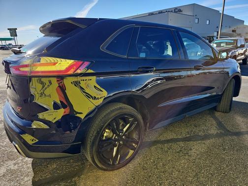 2024 Ford Edge ST