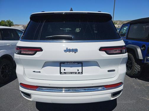 Bright White Clearcoat 2023 Jeep Grand Cherokee L Overland