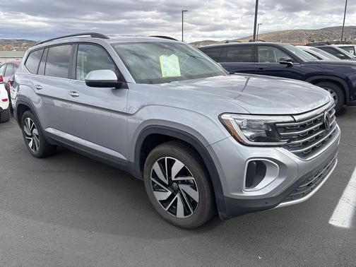 2024 Volkswagen Atlas 2.0T SE w/Technology 4MOTION