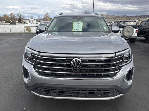 2024 Volkswagen Atlas 2.0T SE w/Technology 4MOTION