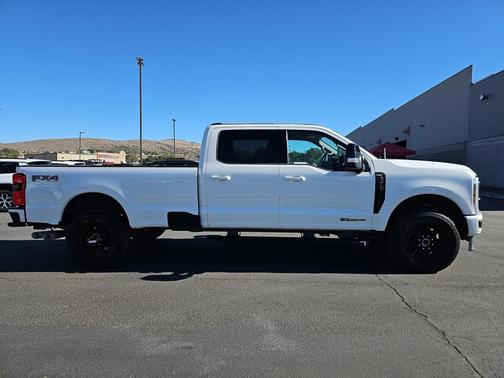 2024 Ford F-350 Lariat