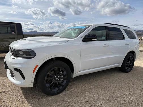 White Knuckle Clearcoat 2025 Dodge Durango GT Plus