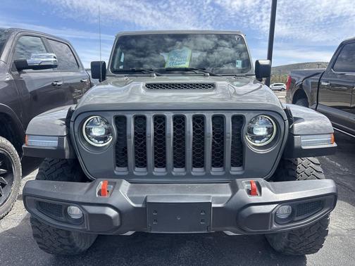 Sting-Gray Clearcoat 2022 Jeep Gladiator Mojave 4x4