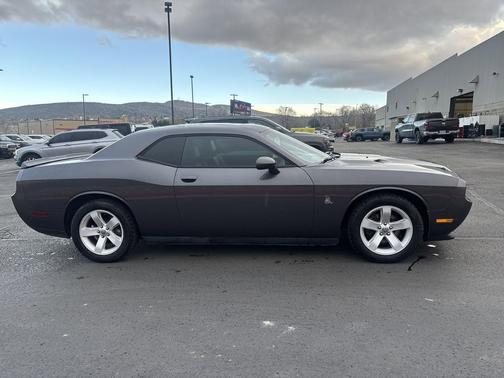 2013 Dodge Challenger SXT