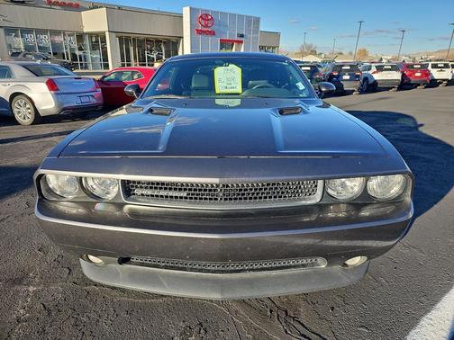 2013 Dodge Challenger SXT