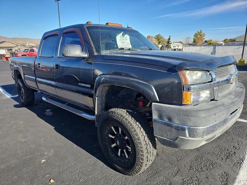 2004 Chevrolet Silverado 2500 LT H/D Crew Cab