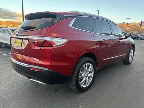 2022 Buick Enclave AWD Premium