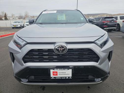 2025 Toyota RAV4 Hybrid SE