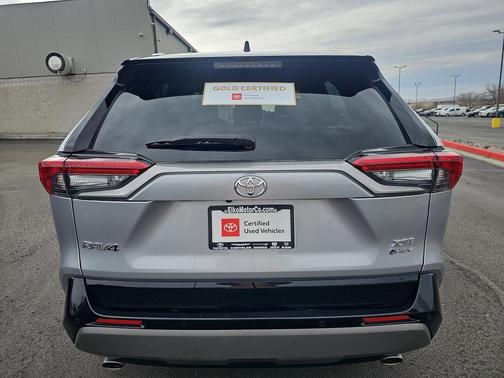 2025 Toyota RAV4 Hybrid SE