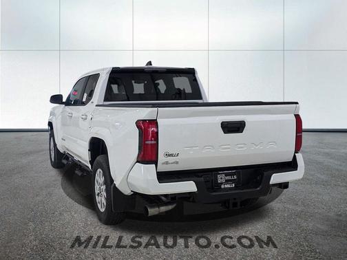 Cap 2026 Toyota Tacoma SR5