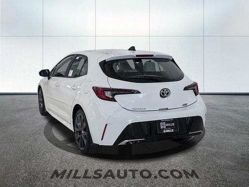 Cap 2026 Toyota Corolla XSE