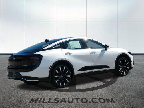 2026 Toyota Crown Platinum