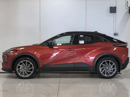 Ori 2026 Toyota C-HR XSE