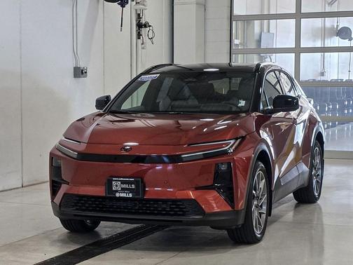 Ori 2026 Toyota C-HR XSE