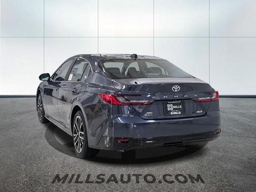 Mos 2026 Toyota Camry XSE