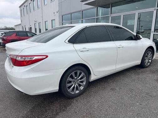 2017 Toyota Camry XLE