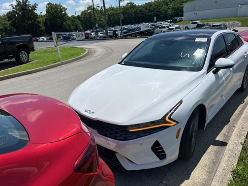 2022 Kia K5 EX