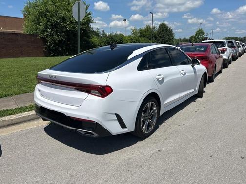 2022 Kia K5 EX