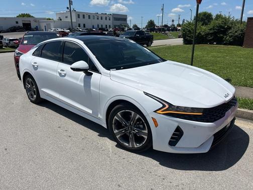 2022 Kia K5 EX
