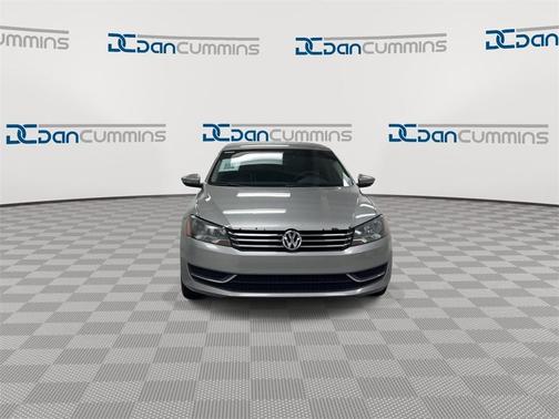 2012 Volkswagen Passat 2.5 SE