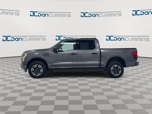 2023 Ford F-150 Lightning XLT