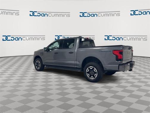 2023 Ford F-150 Lightning XLT