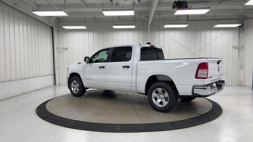 Bright White Clearcoat 2023 RAM 1500 Big Horn