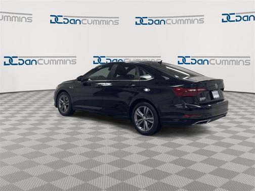 2021 Volkswagen Jetta 1.4T R-Line