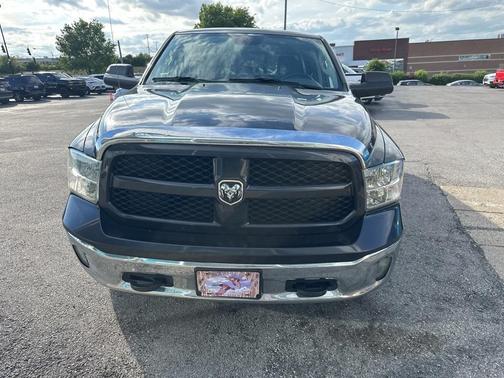2016 RAM 1500 SLT