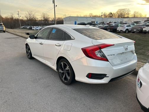 2018 Honda Civic Touring